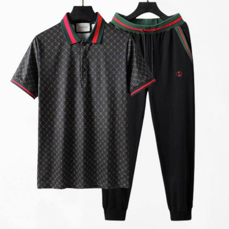 Gucci Men's Suits 638